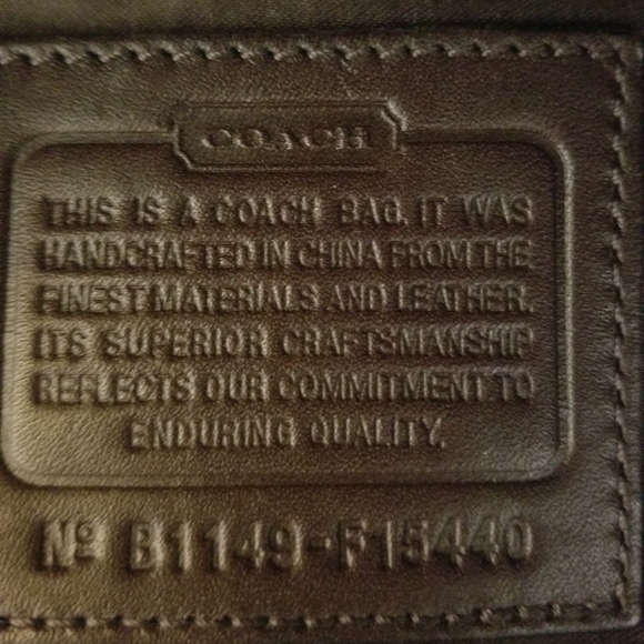 Coach Ashley large signature satchel. Khaki with mahogany. - Picture 3 of 5